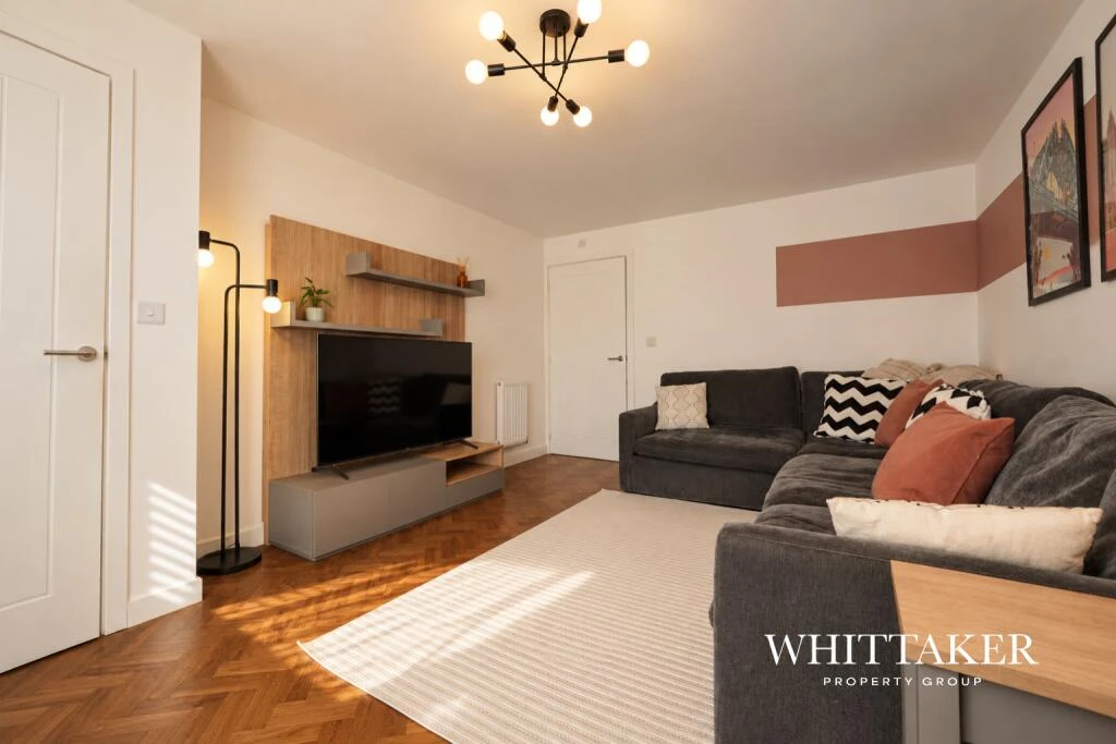 Dataller Drive gallery photo 4