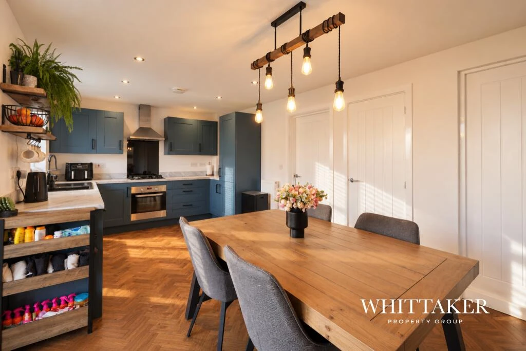 Dataller Drive gallery photo 6