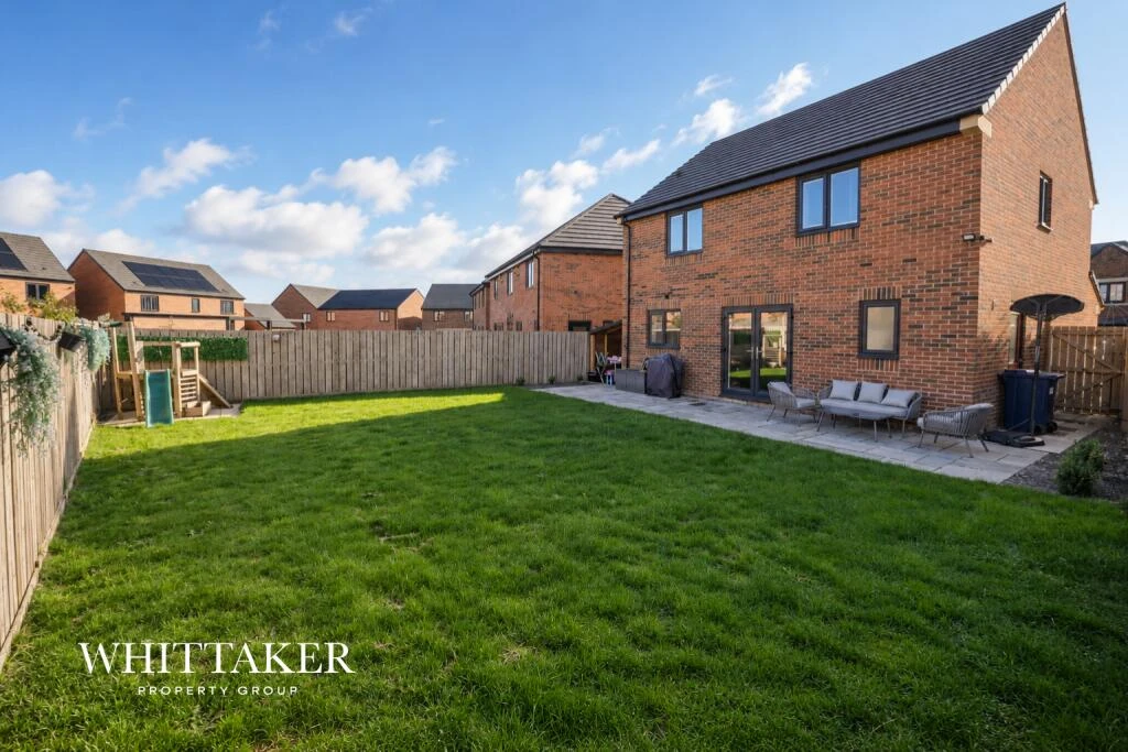 Dataller Drive gallery photo 19